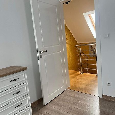 Appartamento Dom Na Borowkowym Wzgorzu Palesnica Esterno foto